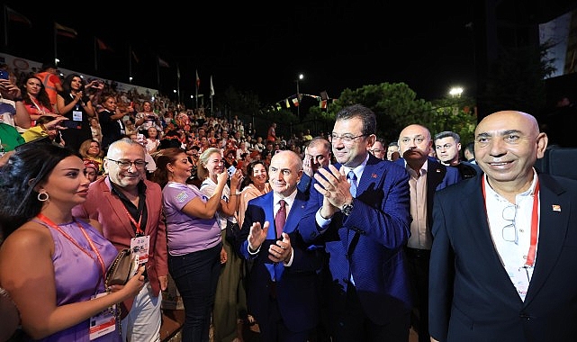 İstanbul Büyükşehir Belediye (İBB) Başkanı Ekrem İmamoğlu, 25. İstanbul Büyükçekmece Uluslararası Kültür ve Sanat Festivali’nde konuştu