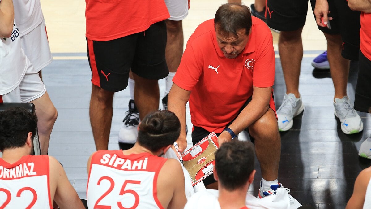 FIBA erkekler dünya sıralamasında Türkiye, 3 basamak geriledi