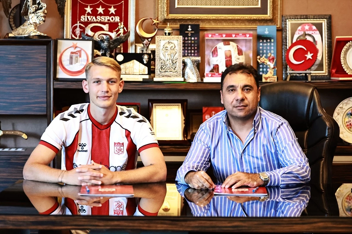 Net Global Sivasspor, Jan Bieganski’yi transfer etti