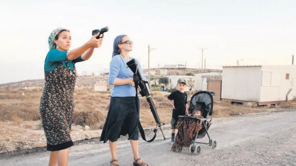 Yahudi sivillerden silahlı terör: Bat Şeria’da evleri ateşe verdiler!