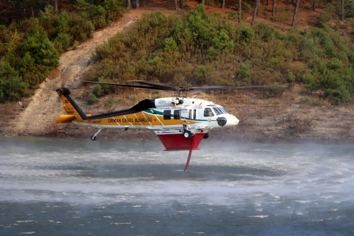 Yerli ve Milli ‘Nefes T-70’ Helikopteri Muğla’daki Orman Yangınında Görev Yapıyor