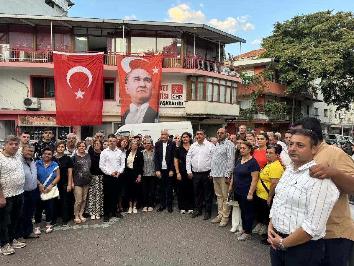 CHP Kemalpaşa İlçe Başkanı Ahmet Yılmaz’a Silahlı Saldırı