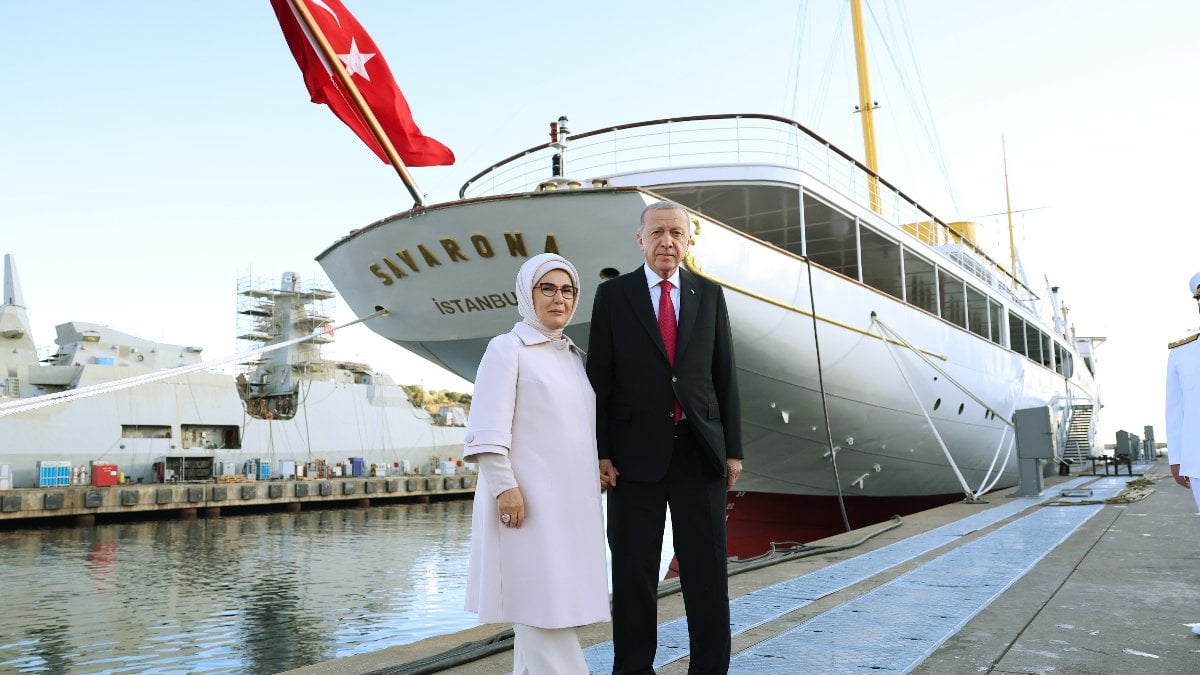 Cumhurbaşkanı Erdoğan’dan yenilenen ‘Savarona Yatı’na ziyaret