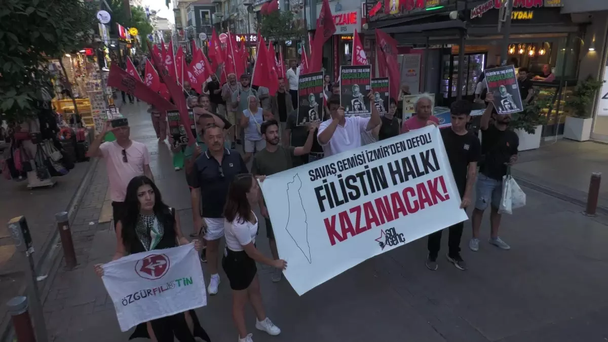 SOL Parti, USS Wasp Gemisinin İzmir Limanı’na Demirlemesini Protesto Etti