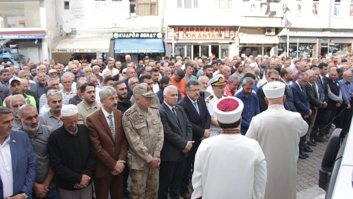 Trabzon’daki selde kaybolmuştu: Ali Kemal Demir son yolculuğuna uğurlandı!