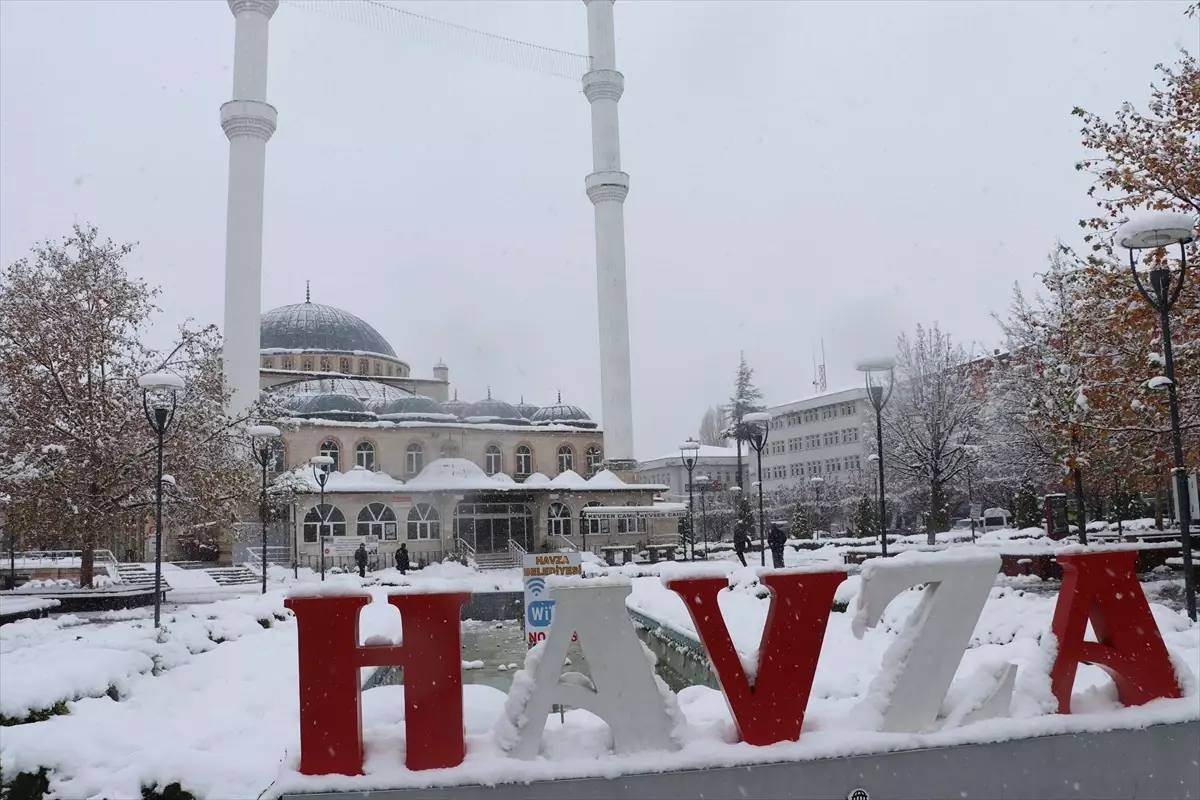 Havza’da Kar Yağışı Eğitime Ara Verdi