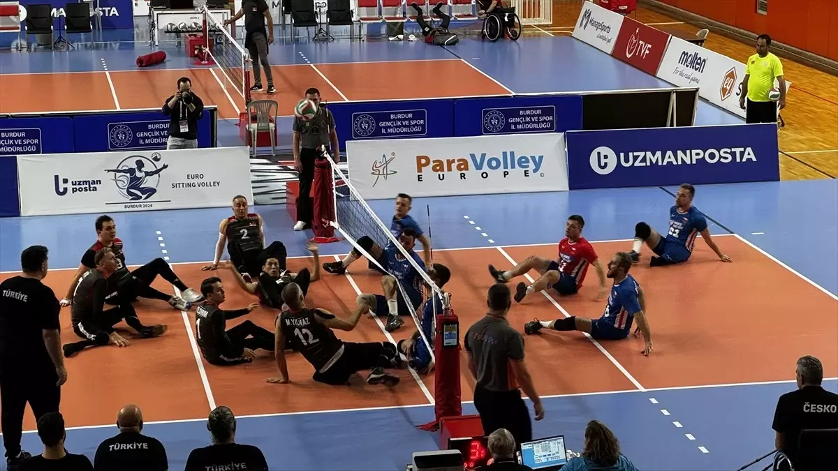 Türkiye, Voleybol Şampiyonasında 4’te 4 Yaptı