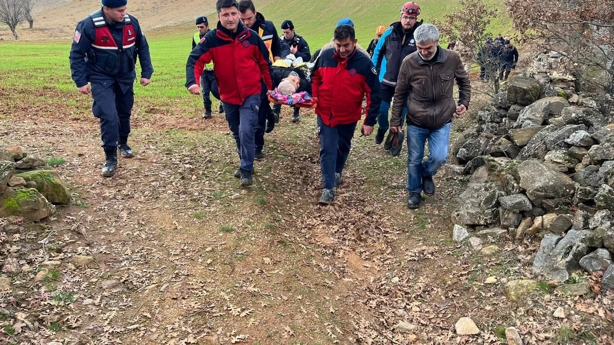 Balıkesir’de arazide kaybolan yaşlı kadın sağ olarak bulundu