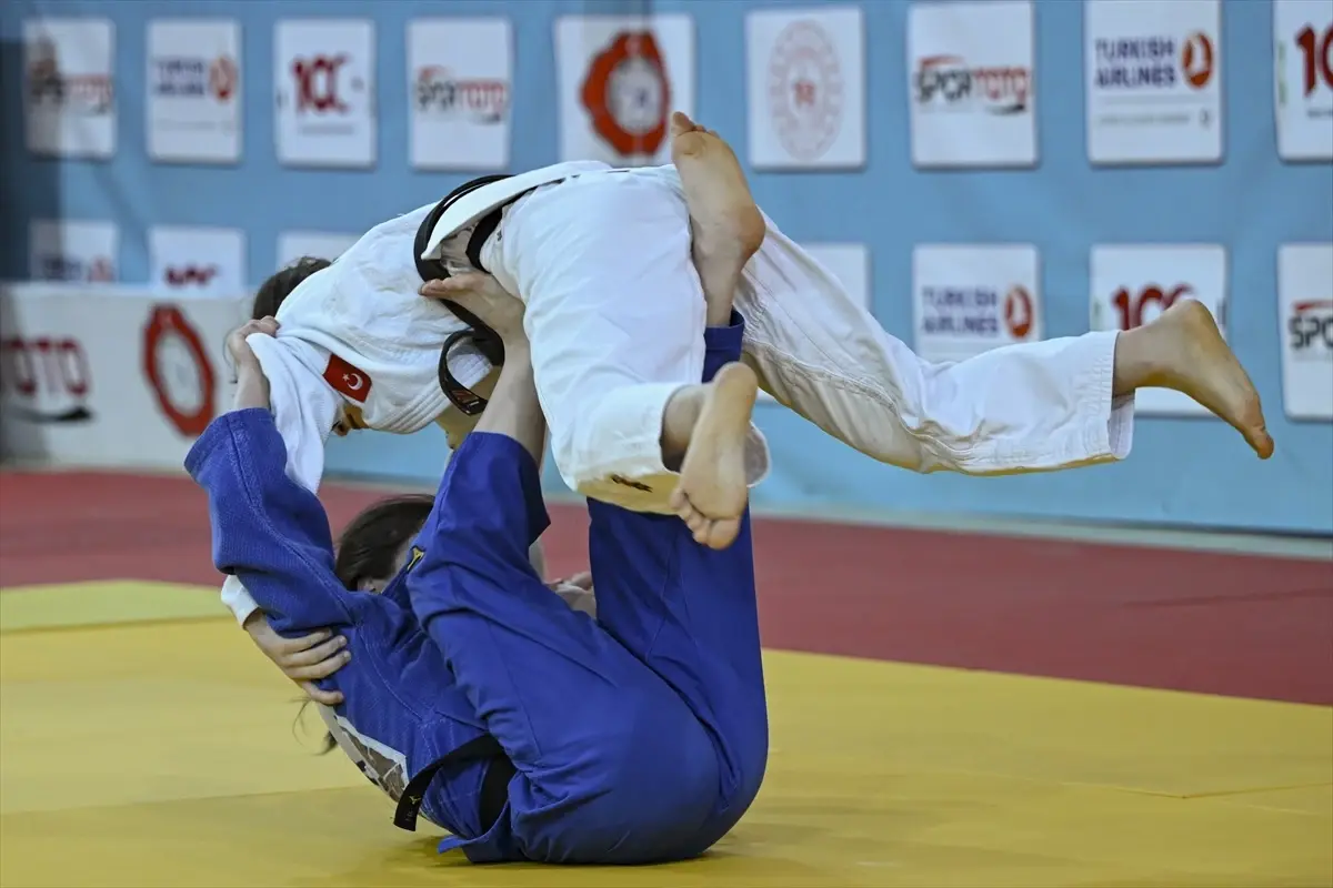 Emre Yazgan Judo Şampiyonası Başladı