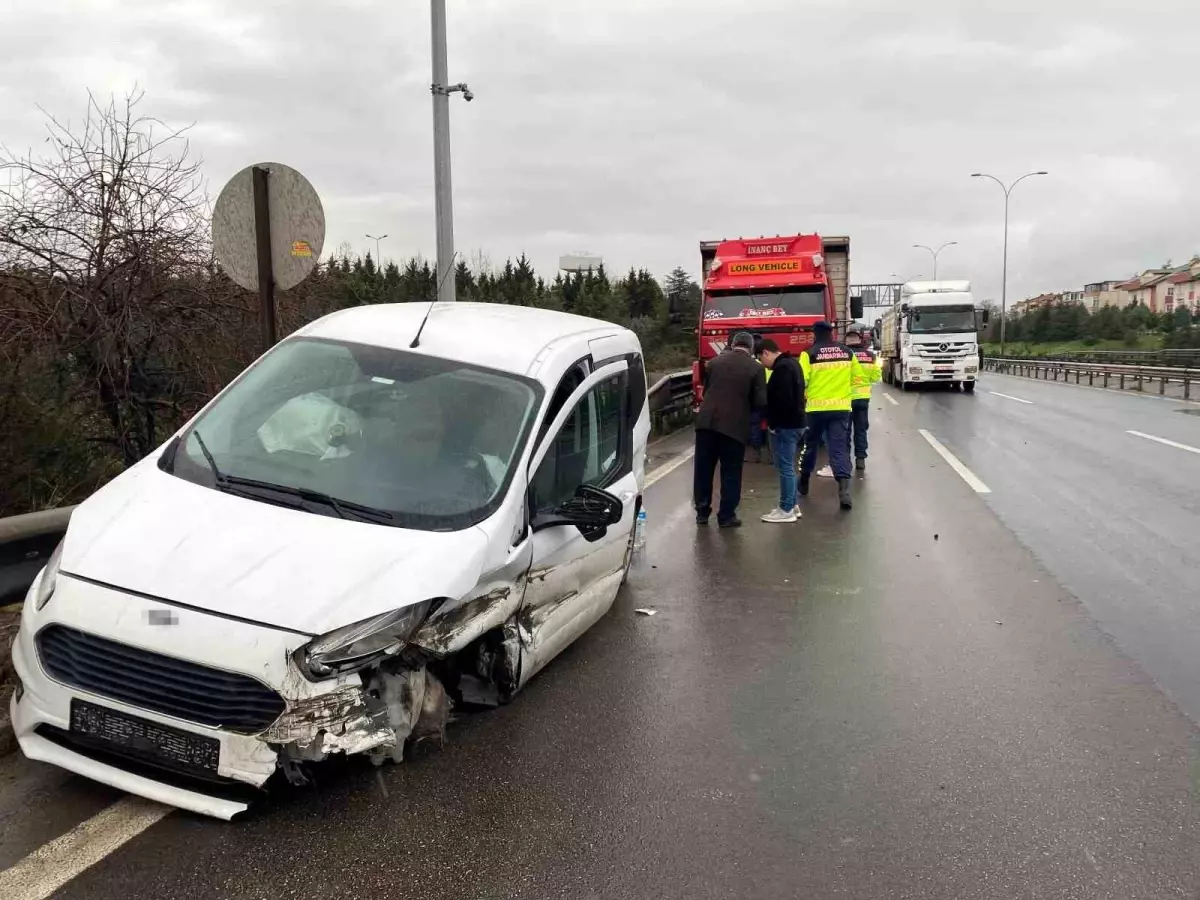 Kocaeli’de Zincirleme Kaza: 1 Yaralı